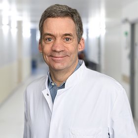 Dr. med. Nikolaus Lange-Brock