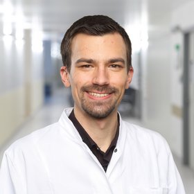 Dr. Christoph Thiel 