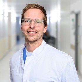 Dr. med. Christian Helms