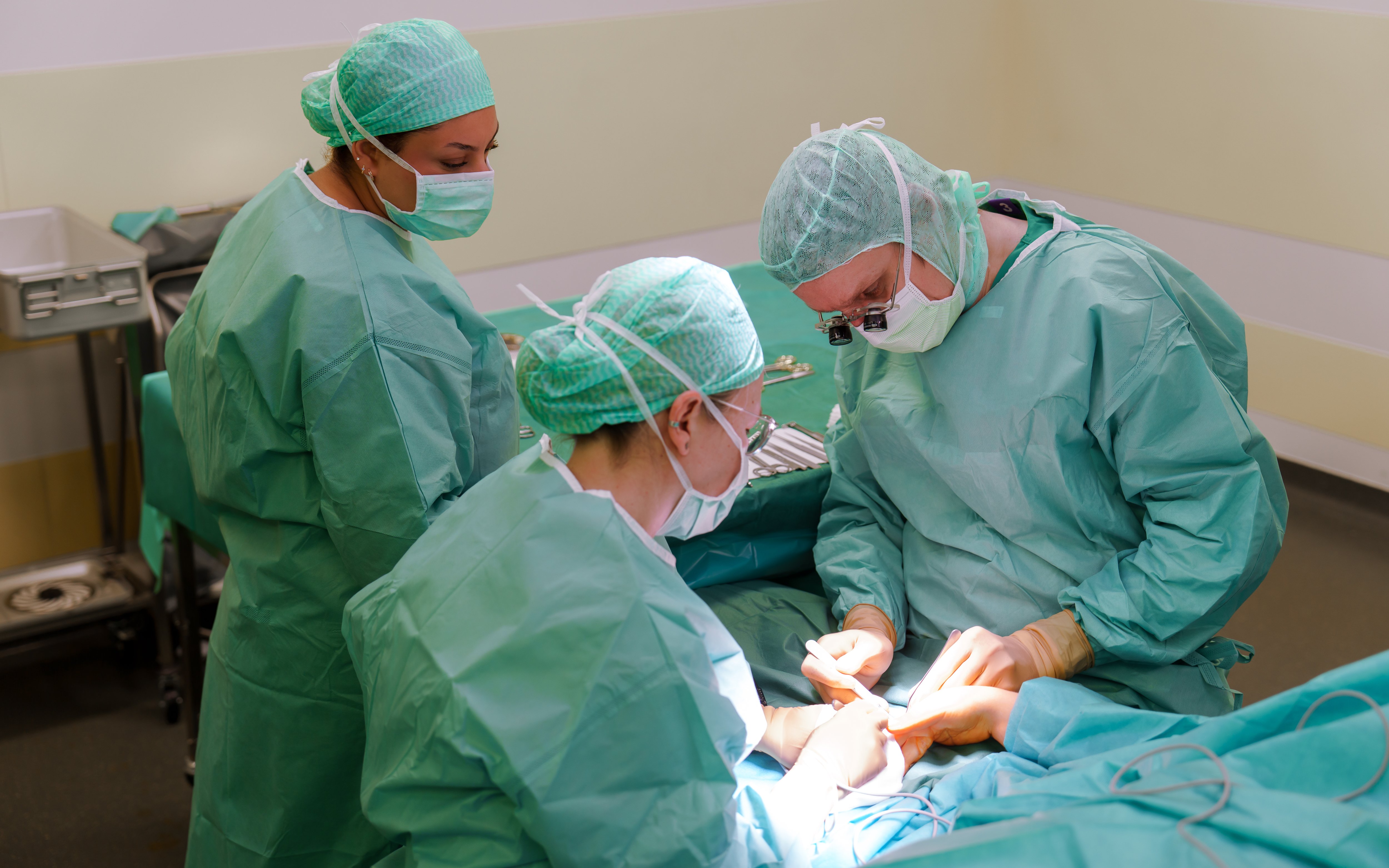 Handchirurgischer Eingriff Dr. med. Heiko Grafstätt und Dr. med. Berit Fischer.
