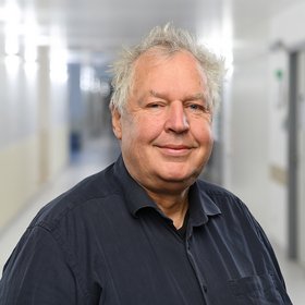 Dr. med. Michael Schenk