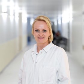 Dr. med. Kristine Leps